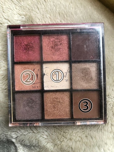 UR GLAM　BLOOMING EYE COLOR PALETTE/U R GLAM/アイシャドウパレットを使ったクチコミ（3枚目）