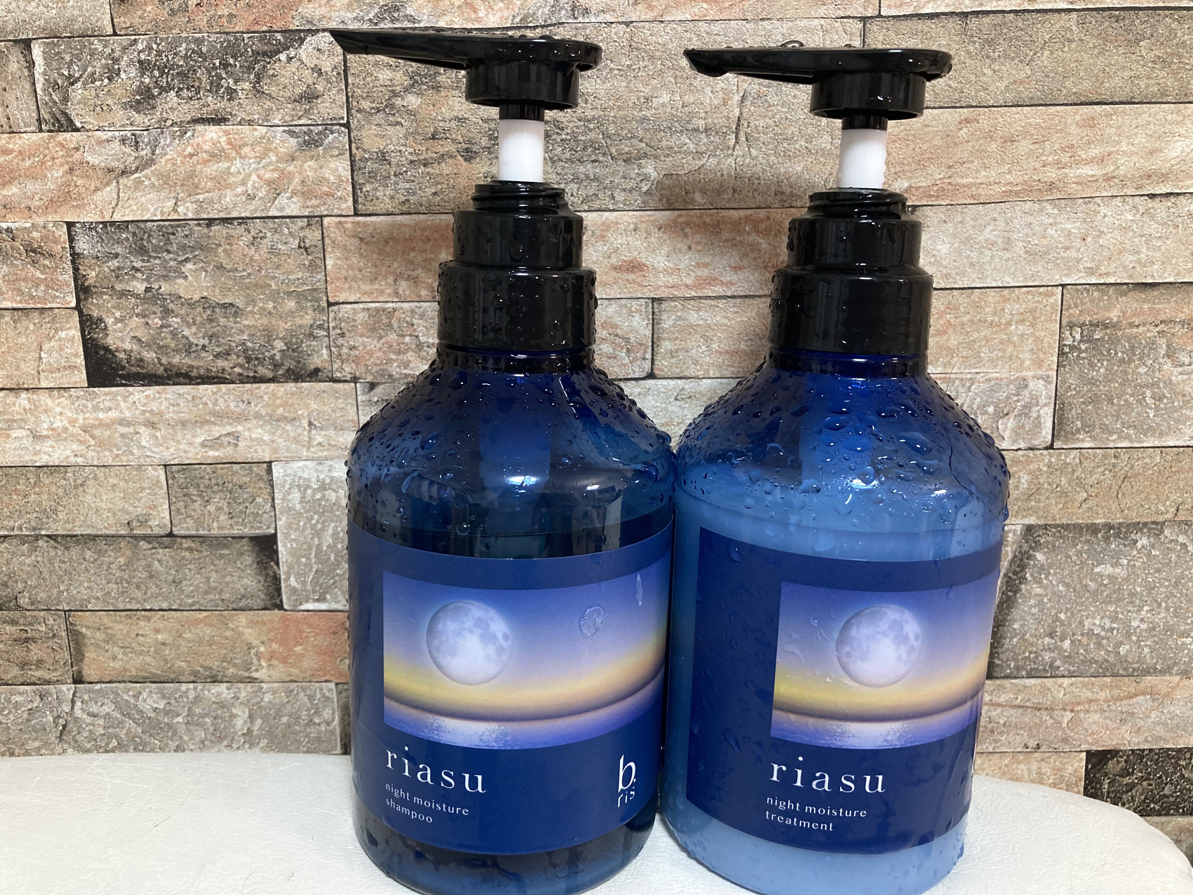 リアス ナイト モイスチャー シャンプー/トリートメント シトラスハーブの⾹り/riasu/市販シャンプーを使ったクチコミ（1枚目）