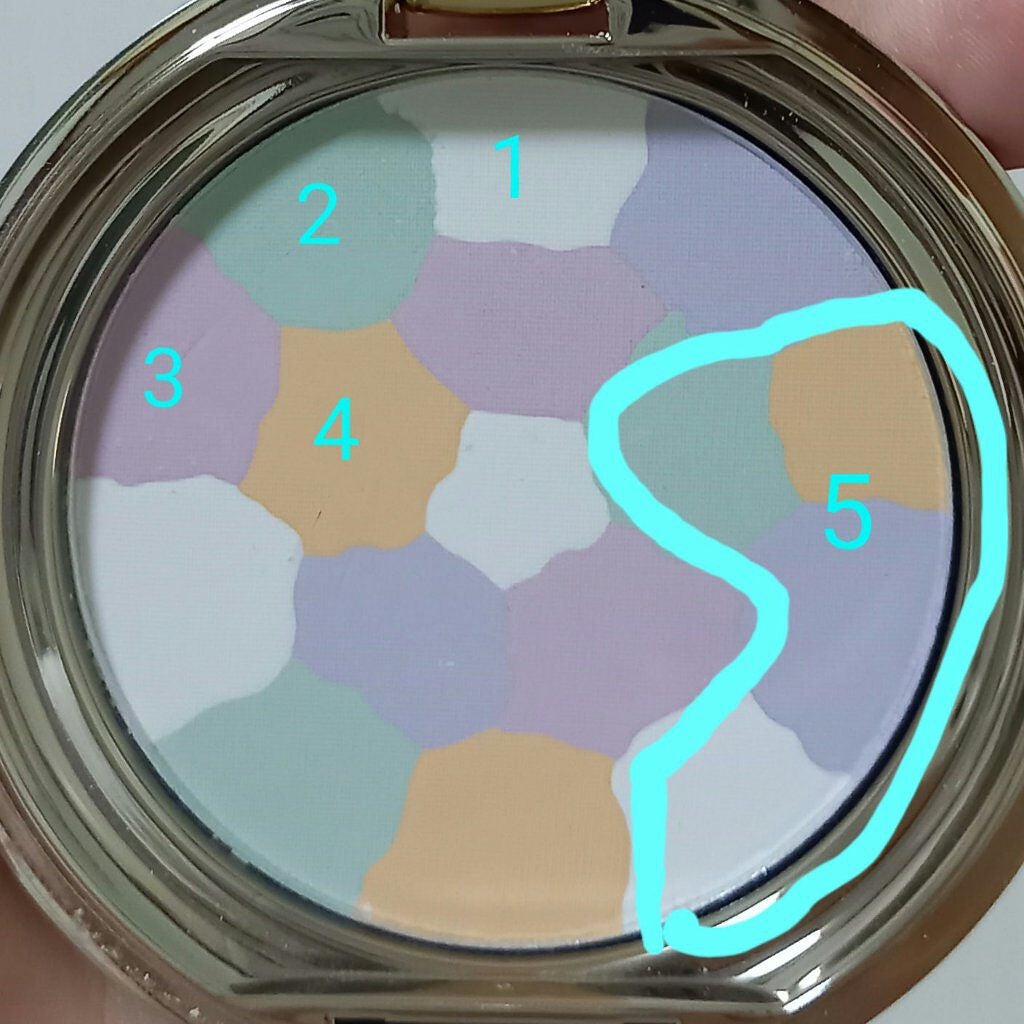 マルチカラーフェイスパウダー/Dolly Angel/プレストパウダーを使ったクチコミ(8枚目)