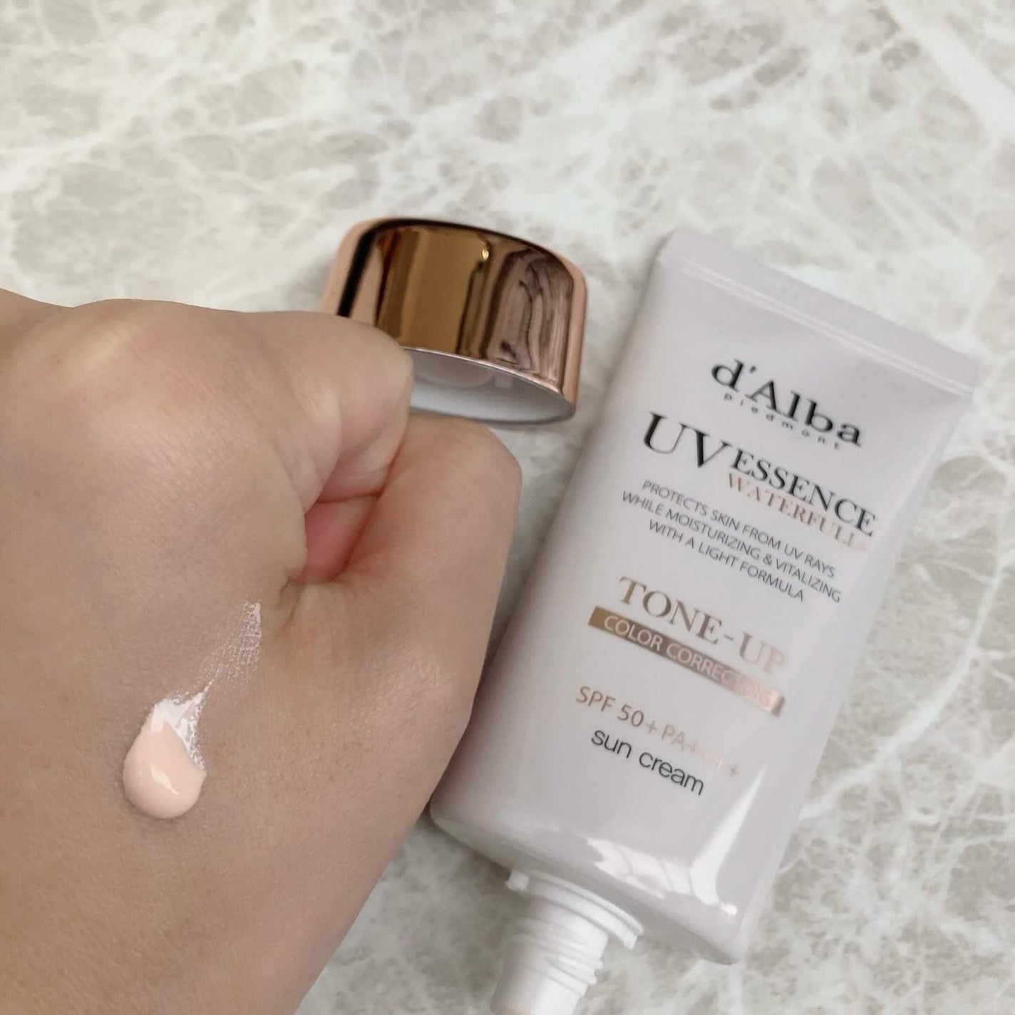 ダルバ ウォータフル エッセンス サンクリーム/ダルバ/日焼け止めクリームを使ったクチコミ(2枚目)