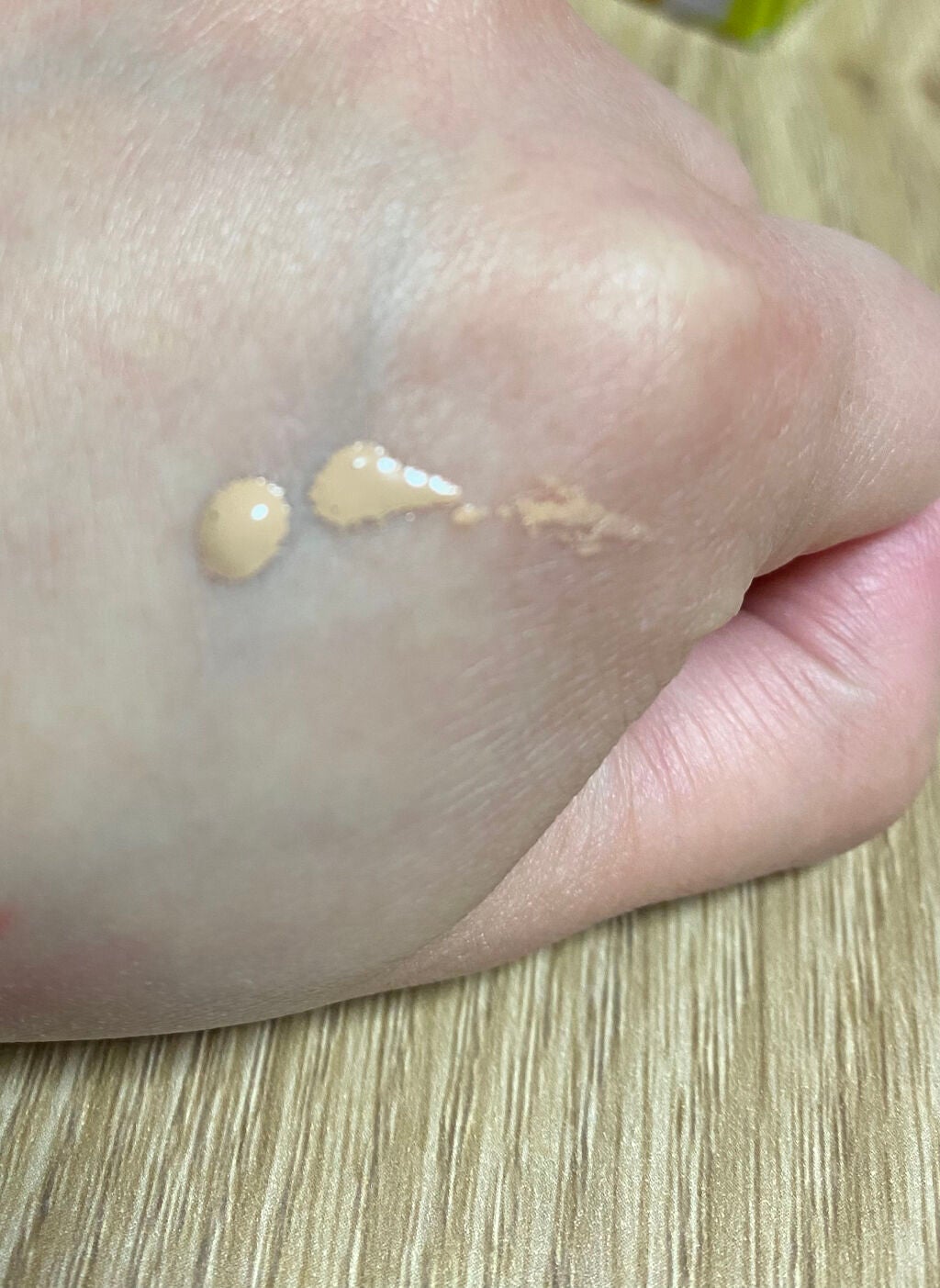 【旧】ディオールスキン フォーエヴァー フルイド グロウ/Dior/リキッドファンデーションを使ったクチコミ(4枚目)