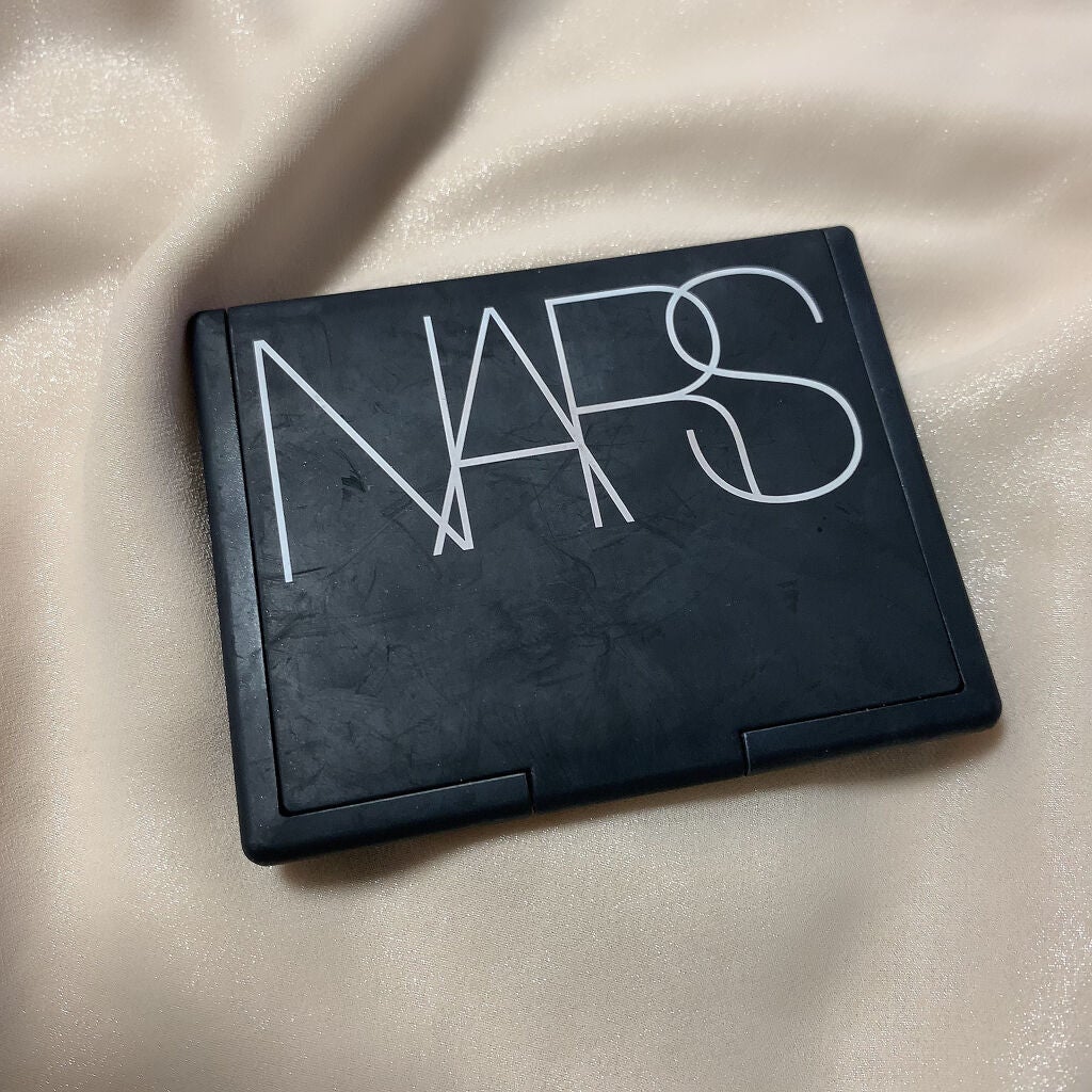 ライトリフレクティングセッティングパウダー プレスト N/NARS/プレストパウダーを使ったクチコミ(4枚目)