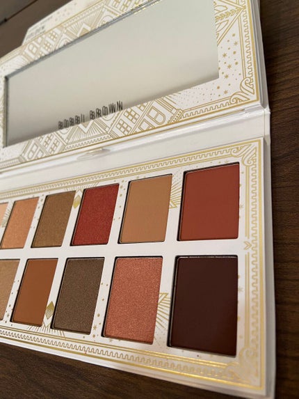 リュクス プレシャス メタルズ アイシャドウ パレット/BOBBI BROWN/アイシャドウパレットを使ったクチコミ(4枚目)