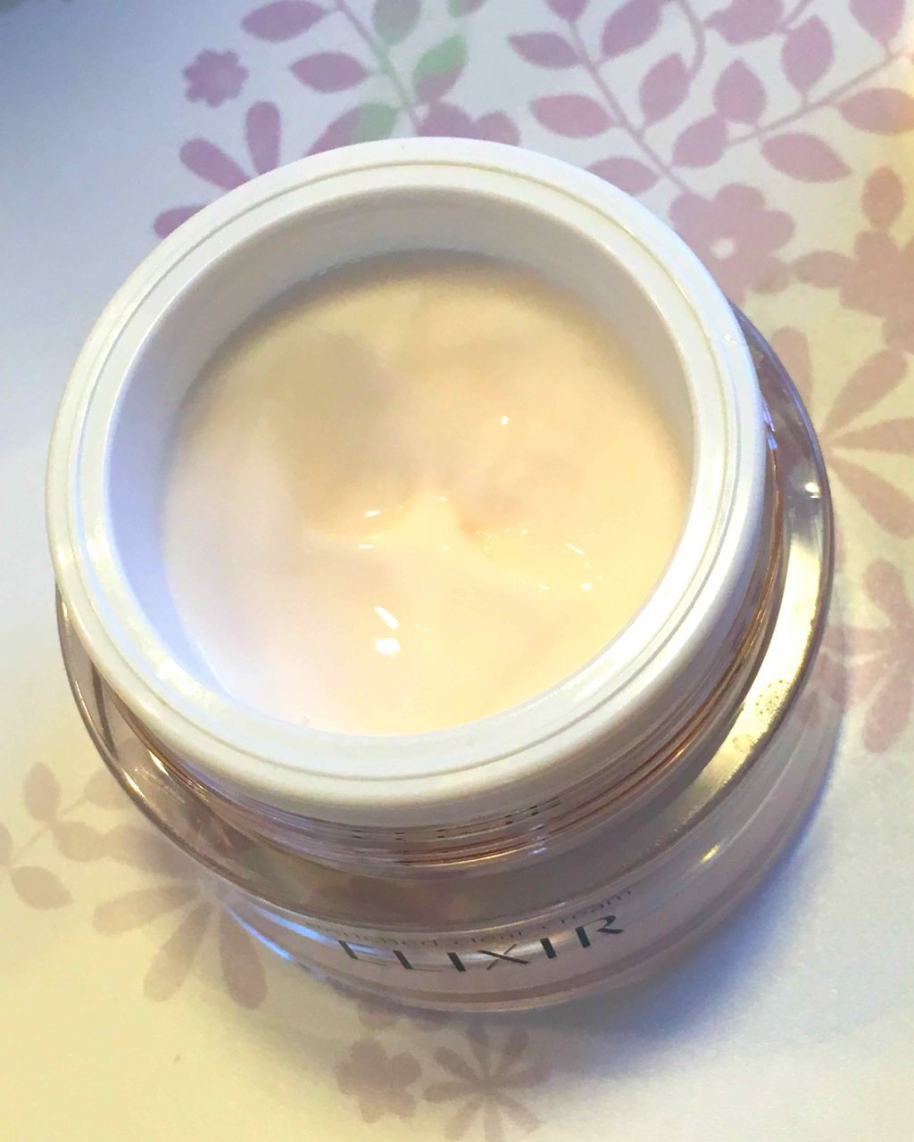 エリクシールホワイトエンリッチドクリアクリーム/エリクシール/フェイスクリームを使ったクチコミ(2枚目)