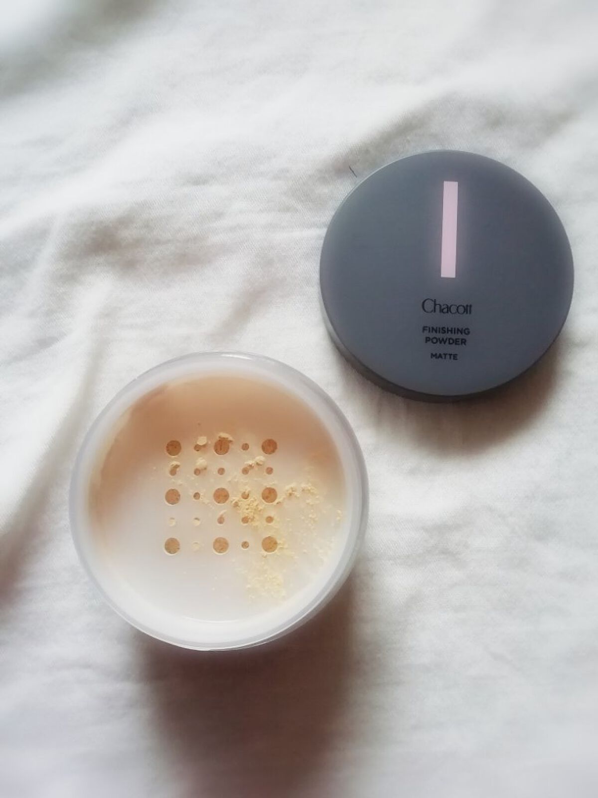 フィニッシングパウダー マット/チャコット・コスメティクス/ルースパウダーを使ったクチコミ(3枚目)