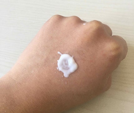 スキンミルク(しっとり)/ニベア/ボディミルクを使ったクチコミ(2枚目)