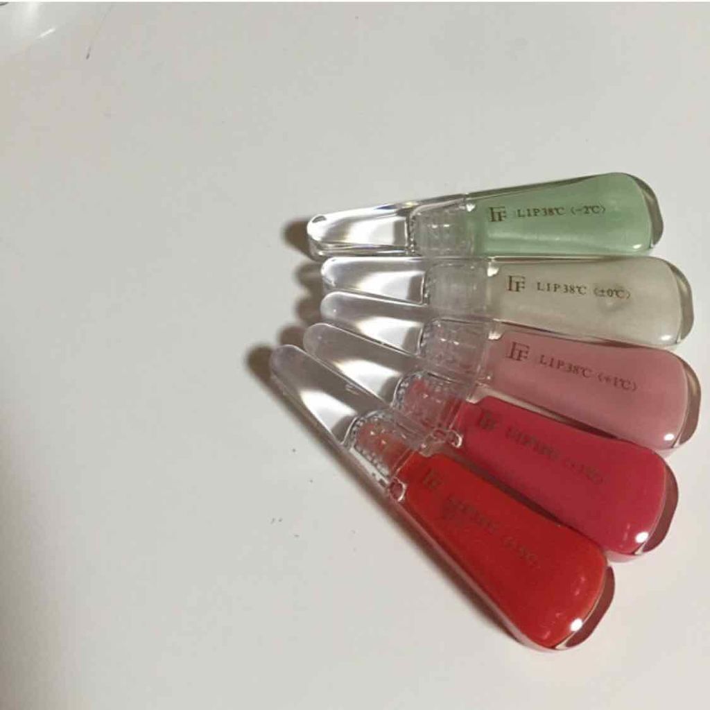 38°C / 99°F リップトリートメント (リップ美容液)/UZU BY FLOWFUSHI/リップケアを使ったクチコミ（1枚目）