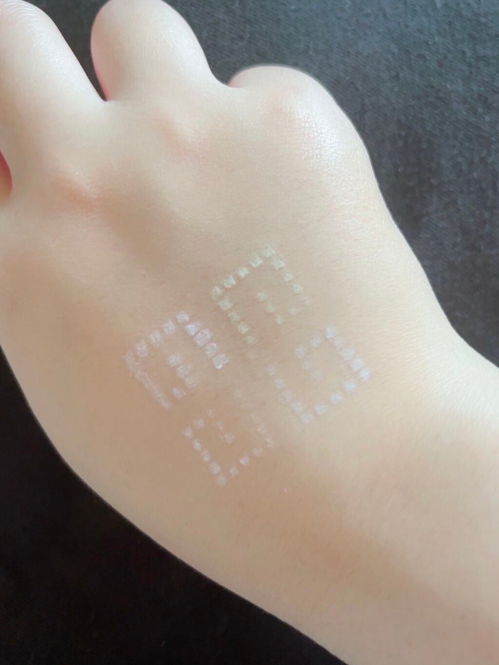 プリズム・リーブル/GIVENCHY/ルースパウダーを使ったクチコミ(3枚目)