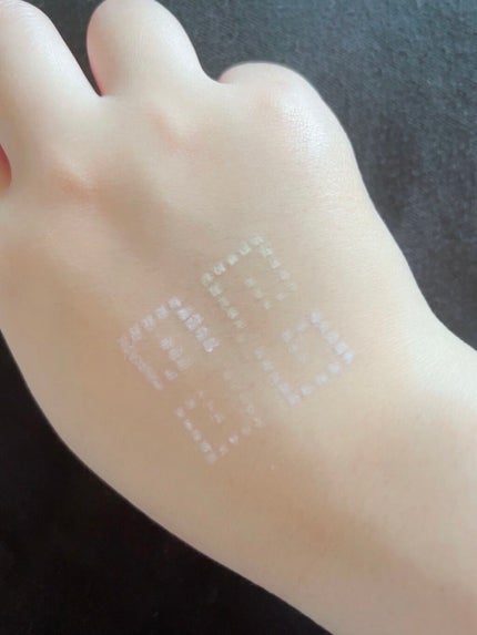 プリズム・リーブル/GIVENCHY/ルースパウダーを使ったクチコミ(3枚目)