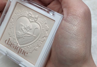 dasique Luxe Glow Highlighterのクチコミ「よはやアート作品！
デイジーク　Luxe Glow  Highlighter 01 シャインベ.....」（3枚目）