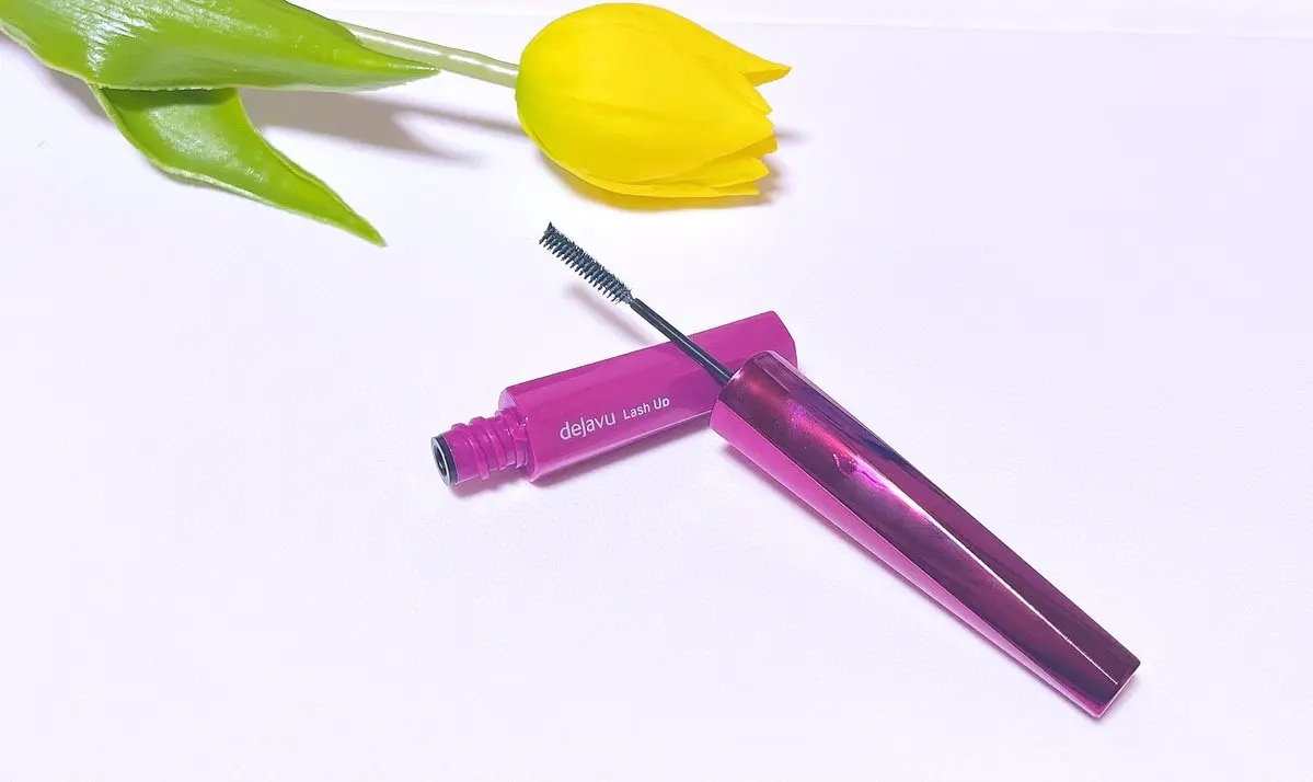 「塗るつけまつげ」自まつげ際立てタイプ ミスティグリーン（数量限定色）/デジャヴュ/マスカラを使ったクチコミ（3枚目）