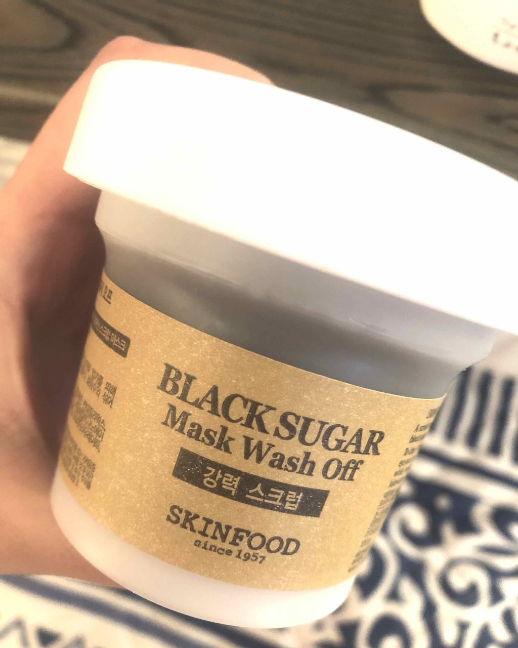 ブラックシュガー パーフェクト エッセンシャル スクラブ2X/SKINFOOD/洗い流すパック・マスクを使ったクチコミ(2枚目)