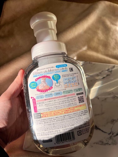 ザ ボディ 泡タイプ ブリリアントブーケの香り 本体 540ml【旧】/ビオレu/ボディソープを使ったクチコミ（2枚目）