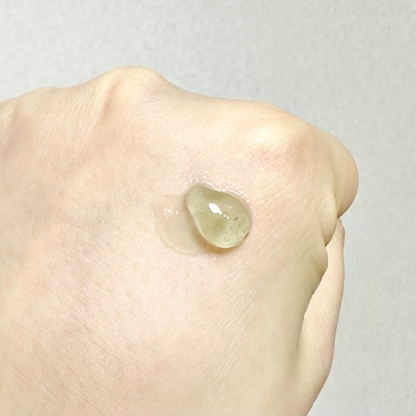 ポアセラショットエクソソームスピキュールセラム& ミニマイザー美顔/MEDITHERAPY/美容液を使ったクチコミ(3枚目)