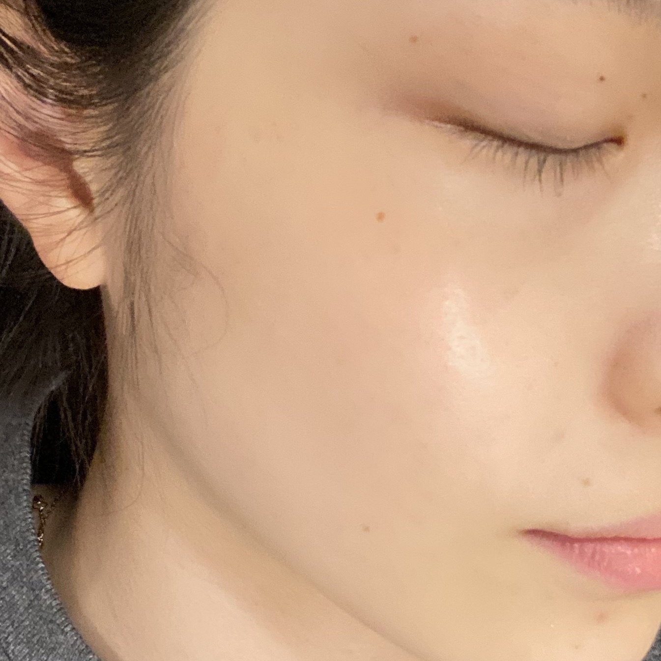 ブラック クッション 21C1 ローズバニラ/HERA/クッションファンデーションを使ったクチコミ（3枚目）