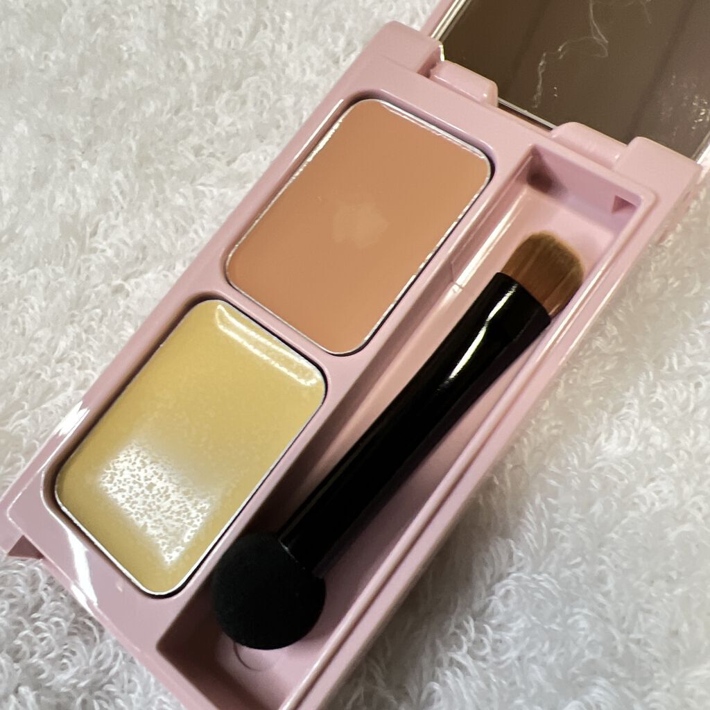 WHOMEE フーミー キニシーラーのクチコミ「パレットタイプの練りコンシーラーで
気になる赤みやニキビ痕、くすみを
カバーしてくます（メーク.....」（1枚目）