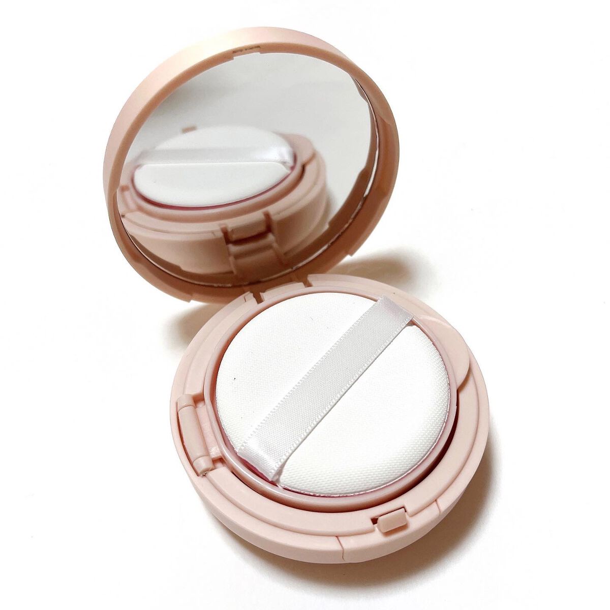 マット クッションファンデーション 01ライト/Kirei&co./クッションファンデーションを使ったクチコミ（2枚目）