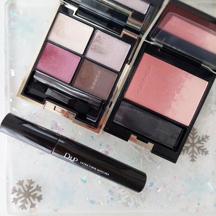 みみ on LIPS 「SUQQUデザイニングカラーアイズ06宵紅ずっと気になってたん..」(4枚目)