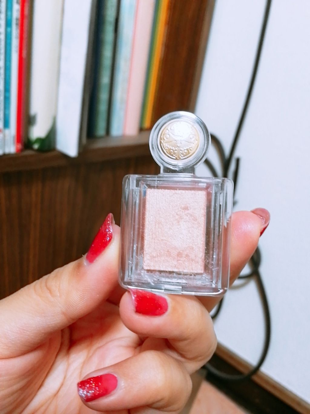 シャドーカスタマイズ/MAJOLICA MAJORCA/単色アイシャドウを使ったクチコミ（1枚目）