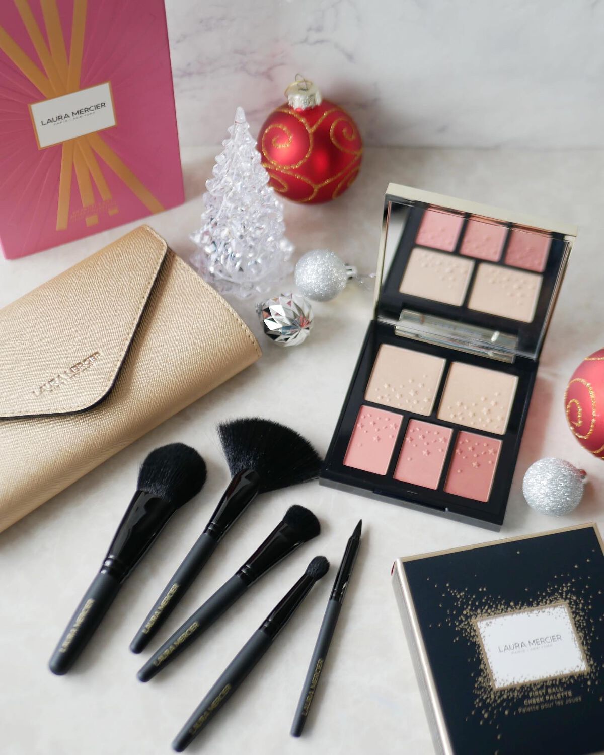 ファースト ボール チーク パレット/ローラ メルシエ/パウダーチークを使ったクチコミ（1枚目）