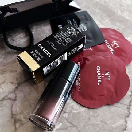 オンブル プルミエール リーブル/CHANEL/単色アイシャドウを使ったクチコミ(2枚目)