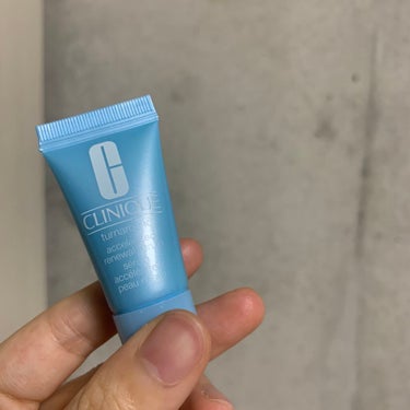 CLINIQUE
ターンアラウンド セラム 

１年前くらいにはずっと愛用していたものを試供品でまた頂いたので🥰☺️

これを使うとニキビができにくくなる上に
肌のざらつきがおさまる、、、気がします✨
