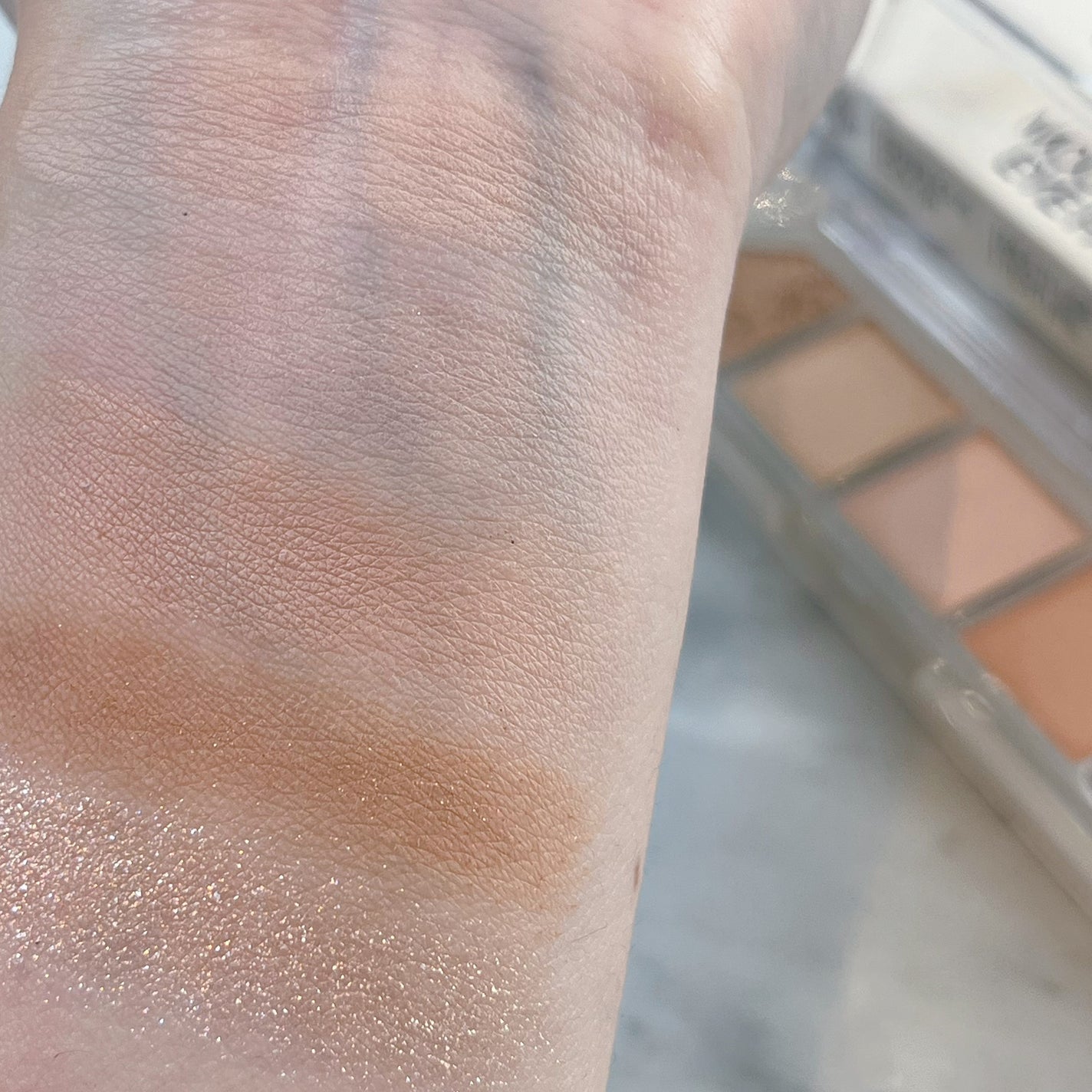 ムードシャワーアイパレット/unleashia/アイシャドウパレットを使ったクチコミ(4枚目)