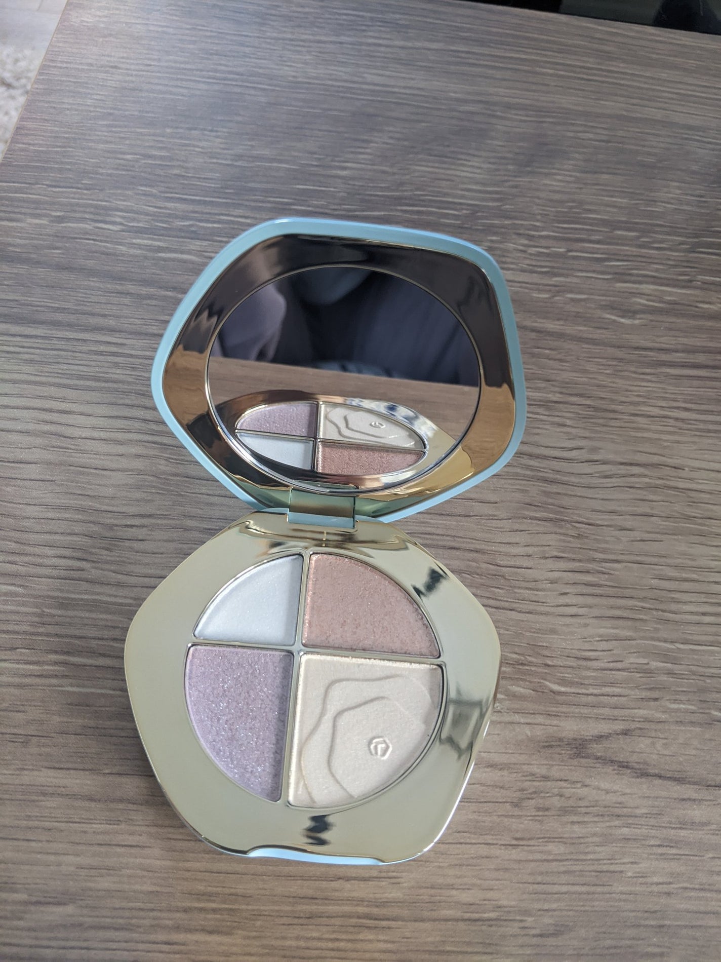 マルチユース4カラー パレット/TIMAGE/アイシャドウパレットを使ったクチコミ(1枚目)