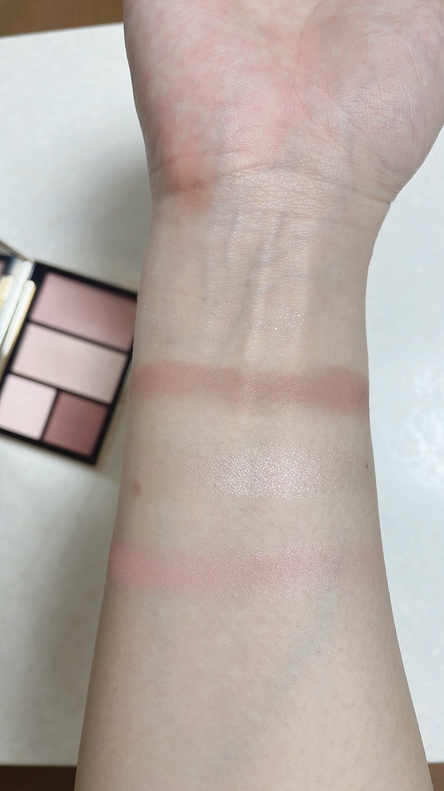 フェイス スタイリスト/SNIDEL BEAUTY/アイシャドウパレットを使ったクチコミ(2枚目)