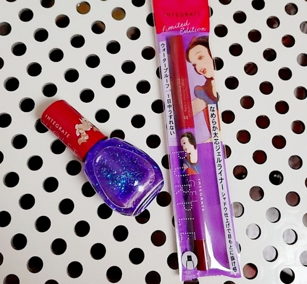 紫推しなのでもちろん買いました😇💕

インテグレートの限定のネイルとアイライナーです💜

2枚目はネイル2度塗り、3枚目はライナーのスウォッチです




まずは紫×青ラメの大好きな組み合わせのネイル🐥💜

・ジェルネイルかと思っ