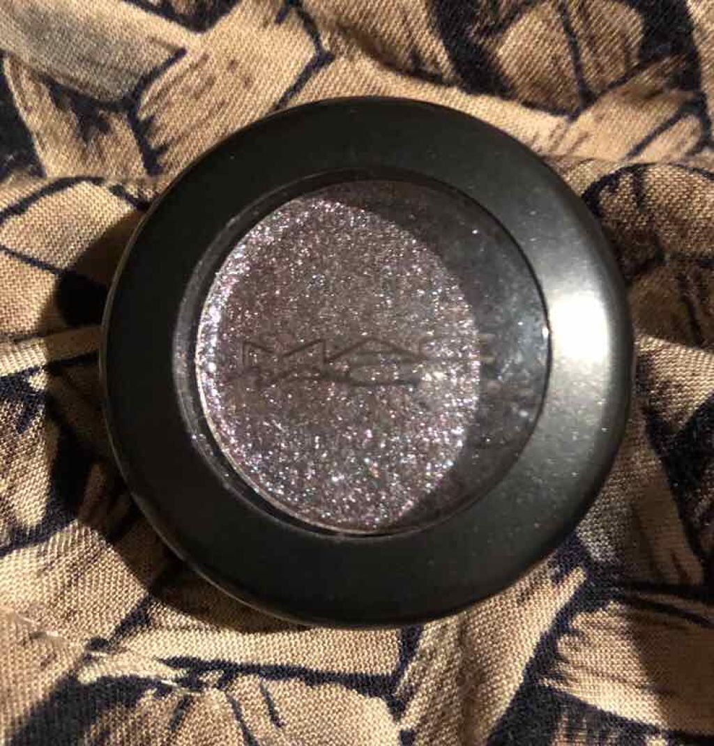 ダズルシャドウ/M・A・C/単色アイシャドウを使ったクチコミ(1枚目)