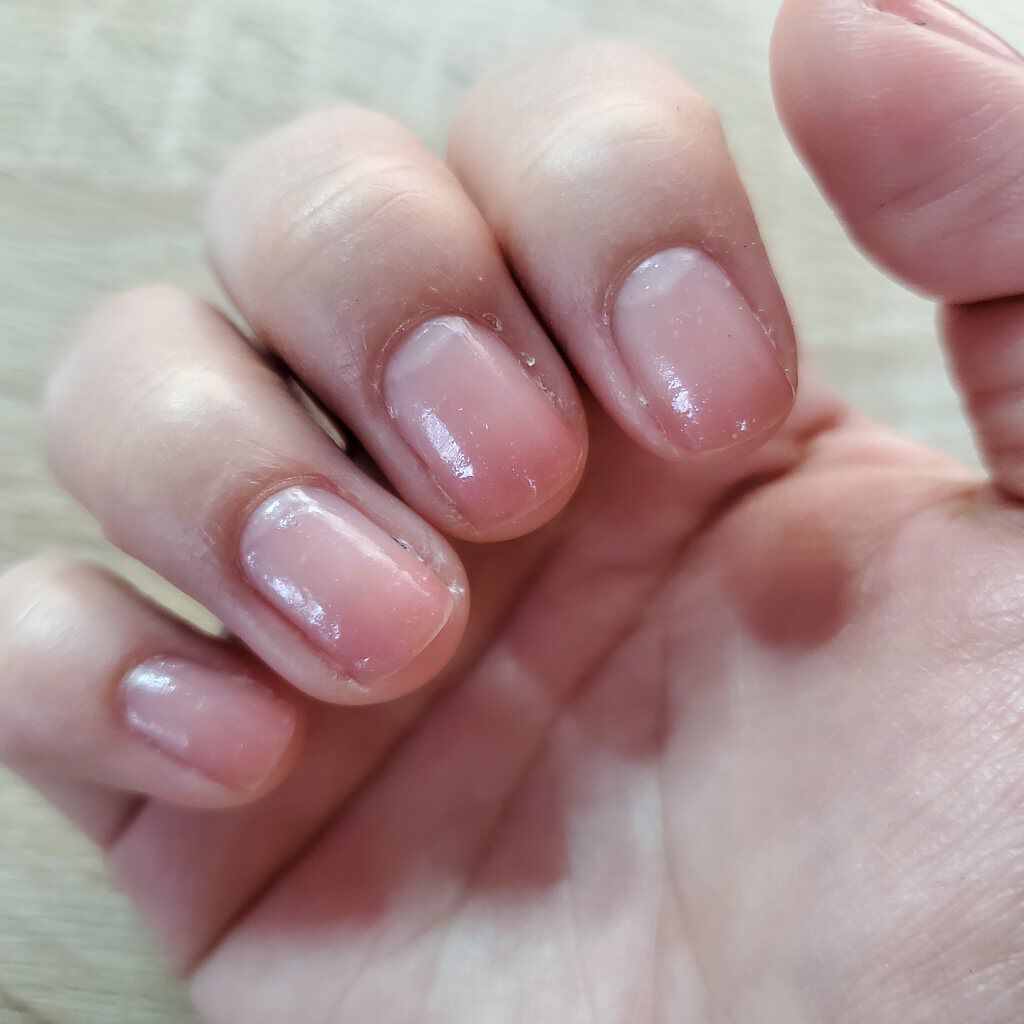 ネイルファンデーション/パラドゥ/マニキュアを使ったクチコミ（2枚目）