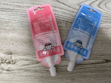 こちら可愛いパッケージの「マジックバブルエッセンスパック」について紹介します🍒.
.
.
.
韓国発の洗い流さないタイプの新感覚の泡パック❤️
使用方法はクレンジングや洗顔の後、化粧水をつけ、こちらの「
