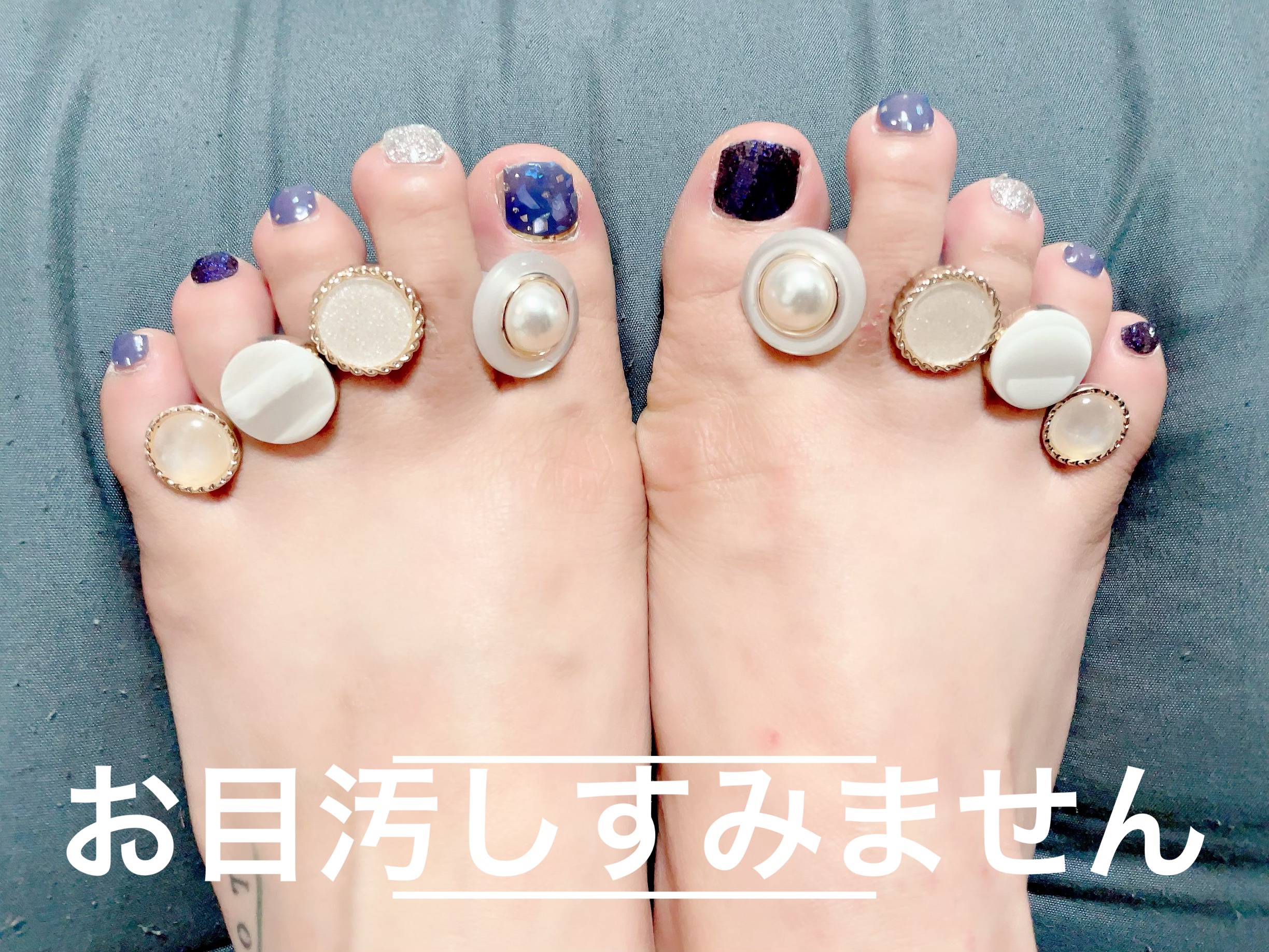 リアルジェルネイルシール フット専用 ゲルダコメットシャイニー/BEAUTY AVENUE/ネイルシールを使ったクチコミ（2枚目）