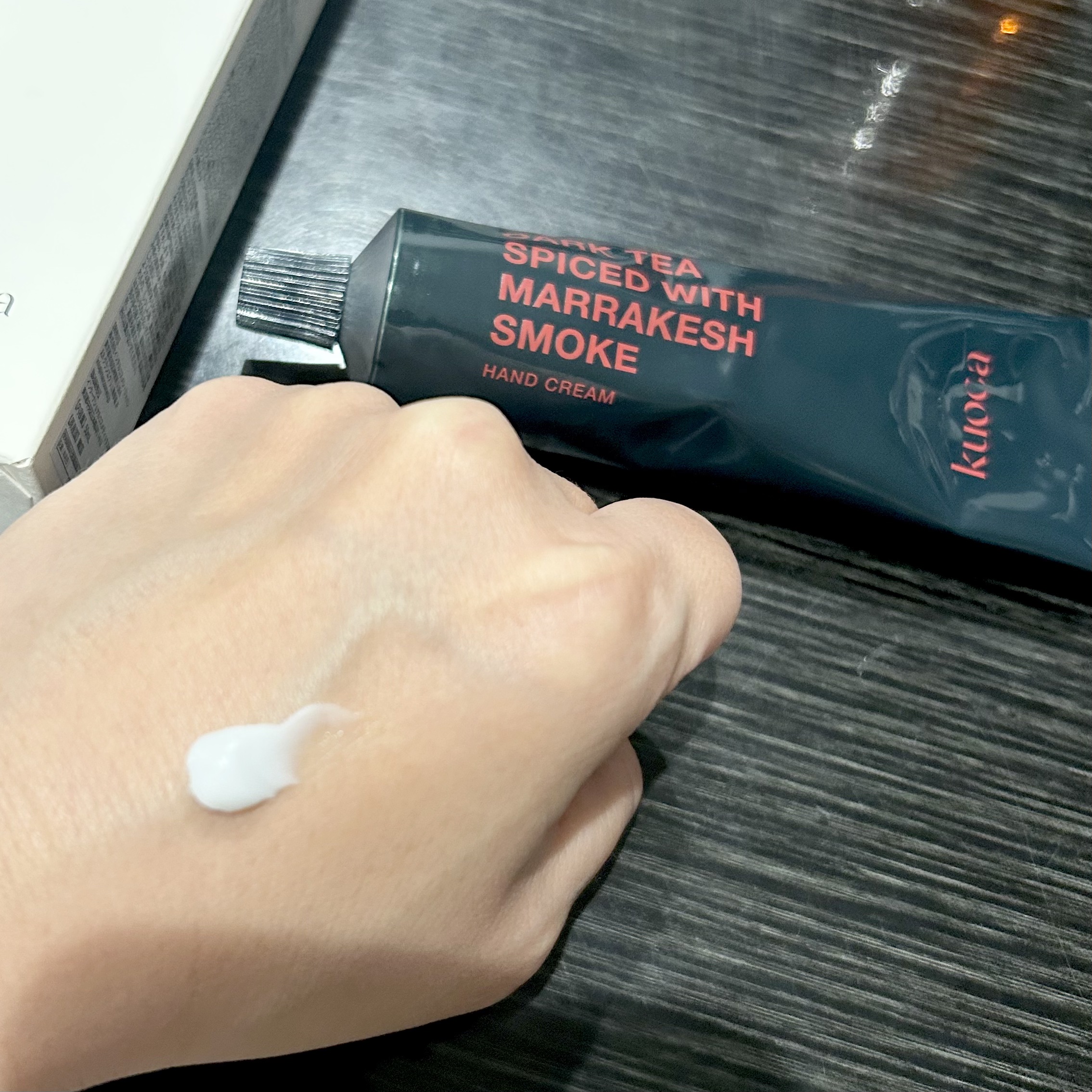 ダークティー ハンドクリーム/KUOCA/ハンドクリームを使ったクチコミ（2枚目）