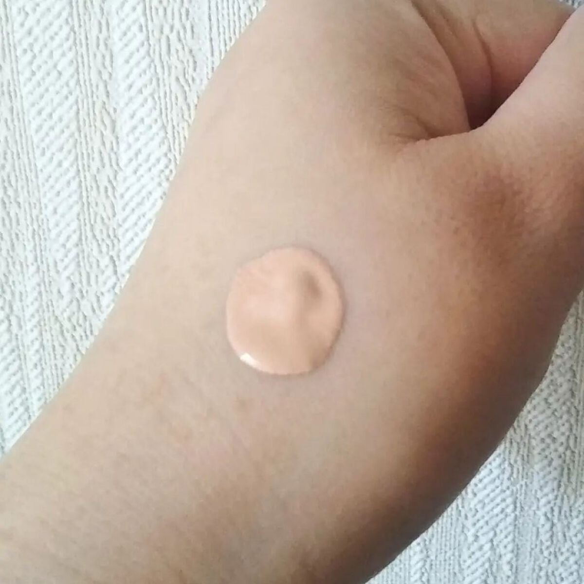 ドラマティックエッセンスリキッド/マキアージュ/リキッドファンデーションを使ったクチコミ(5枚目)