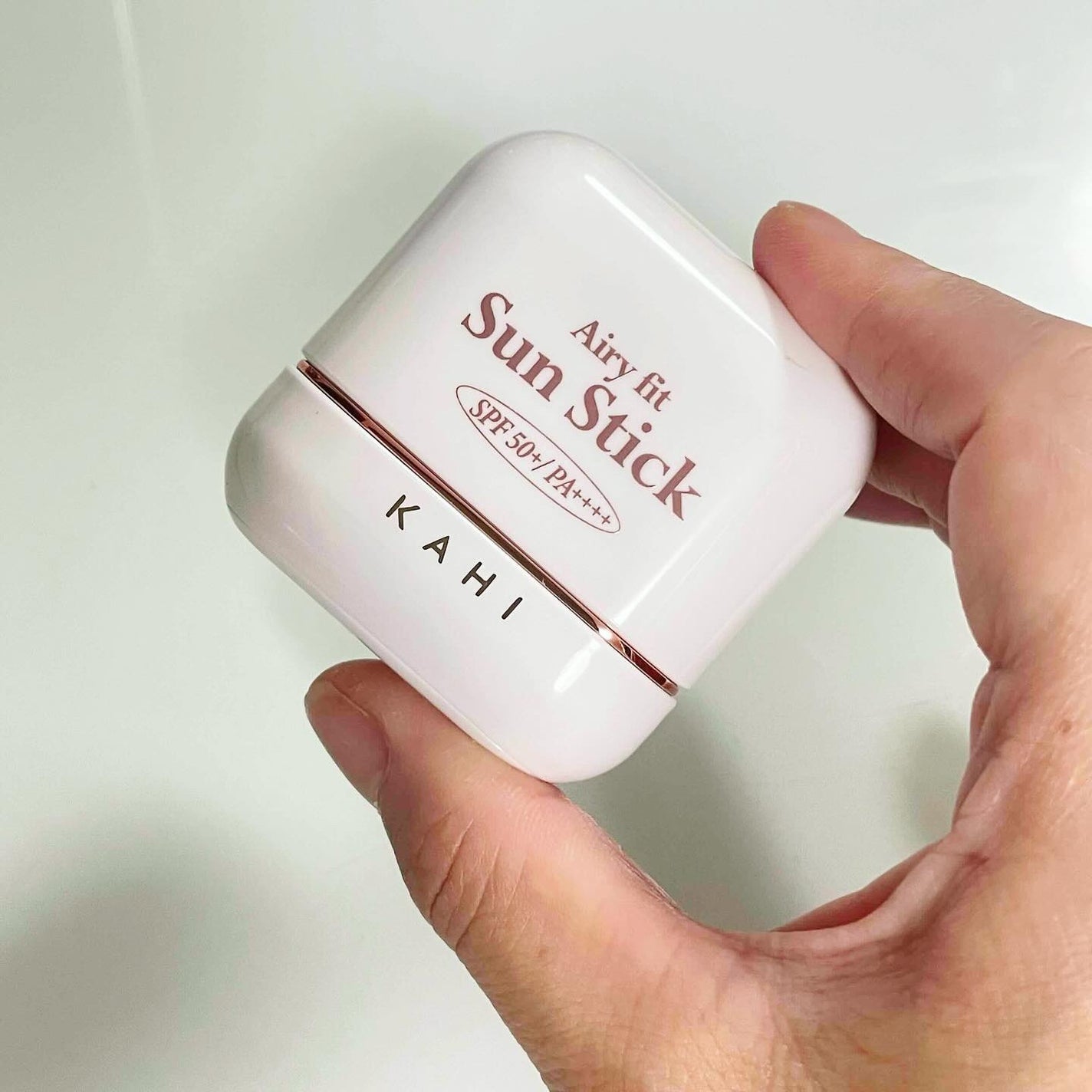 エアリーフィットサンスティック/KAHI/日焼け止めスティックを使ったクチコミ(4枚目)