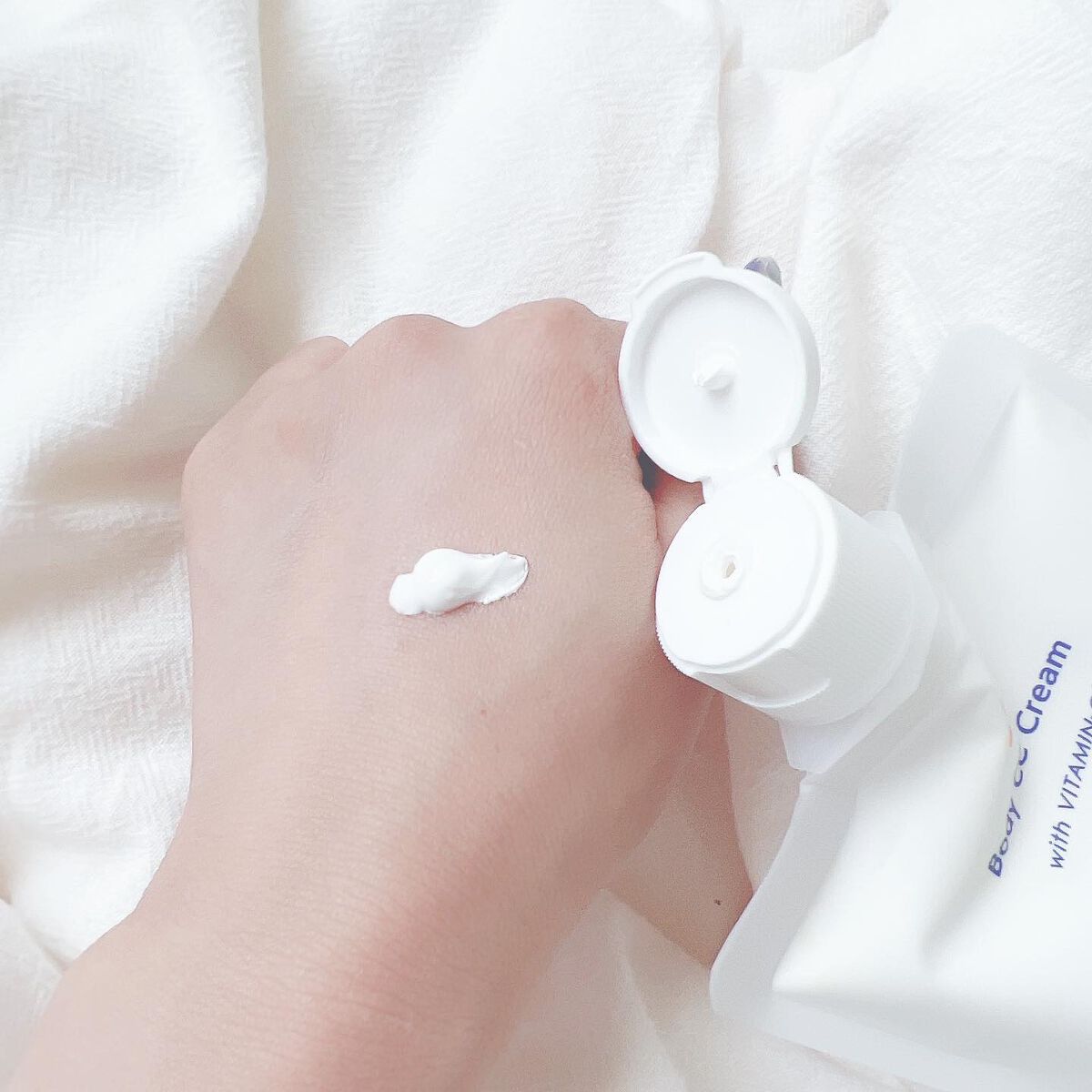 薬用ホワイトコンク ホワイトニングCC CII/ホワイトコンク/ボディクリームを使ったクチコミ（3枚目）