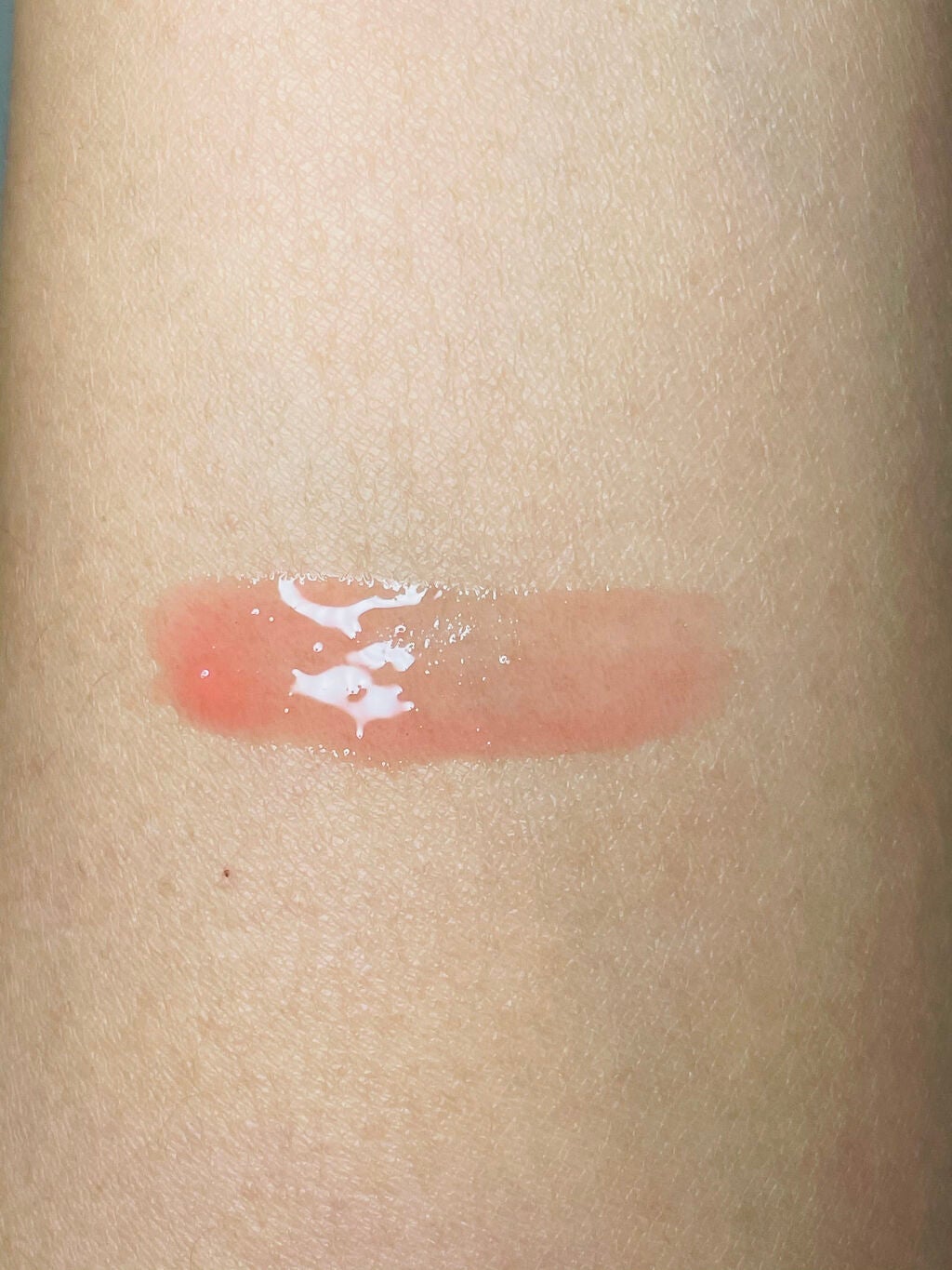 UR GLAM LIP OIL/U R GLAM/リップグロスを使ったクチコミ(4枚目)