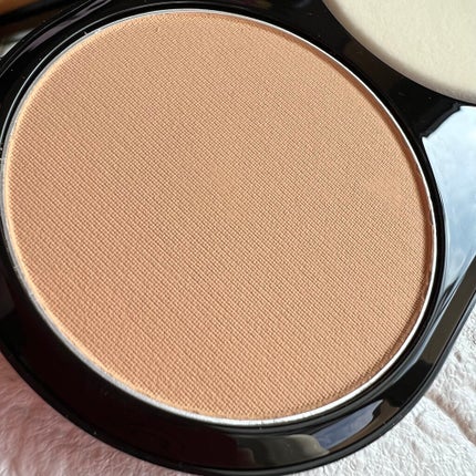 ライトフル C3 ナチュラル シルク パウダーファンデーション/M・A・C/パウダーファンデーションを使ったクチコミ(4枚目)