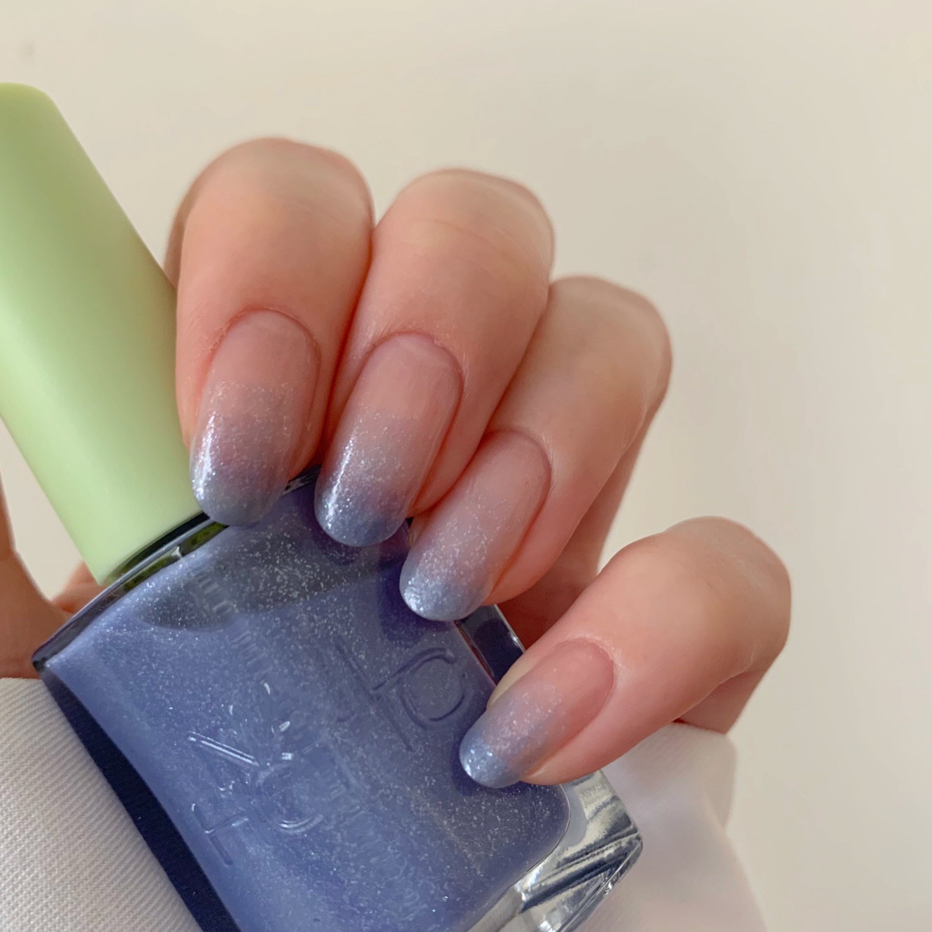 ネイルホリック 24_7 リミテッドカラー Tropical Cocktails BL937 チャイナブルー/ネイルホリック/マニキュアを使ったクチコミ（2枚目）
