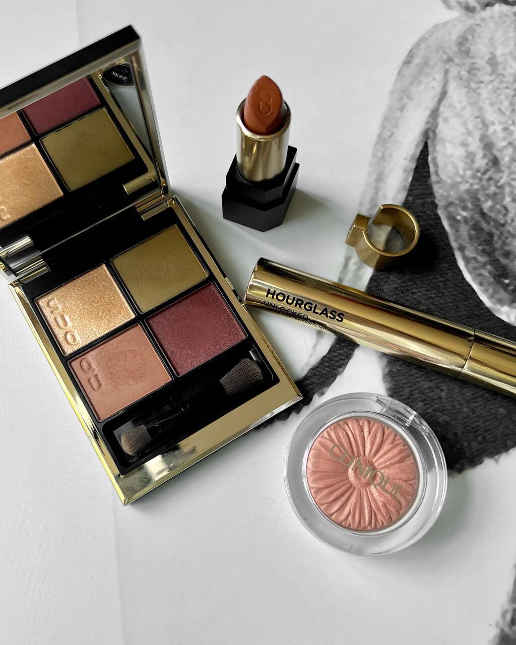 シグニチャー カラー アイズ/SUQQU/アイシャドウパレットを使ったクチコミ(2枚目)