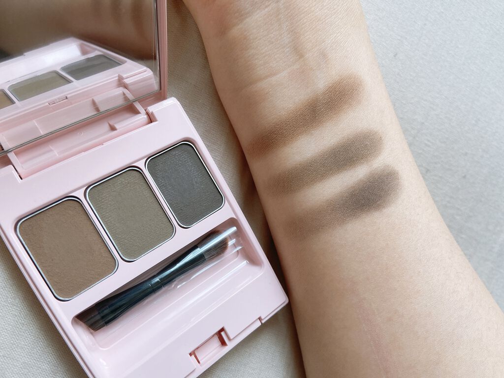  フーミー アイブロウパウダー α dark brown/WHOMEE/パウダーアイブロウを使ったクチコミ（3枚目）