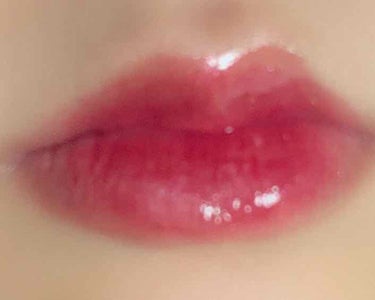 唐揚げウーマン on LIPS 「うるつやリップの練習。以前投稿したロムアンドのガラスティングウ..」（1枚目）