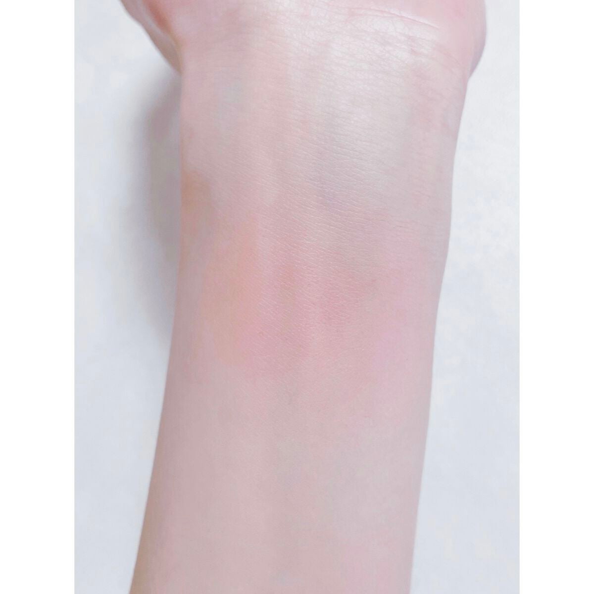 レ ベージュ オー ドゥ ブラッシュ/CHANEL/リキッドチークを使ったクチコミ(2枚目)