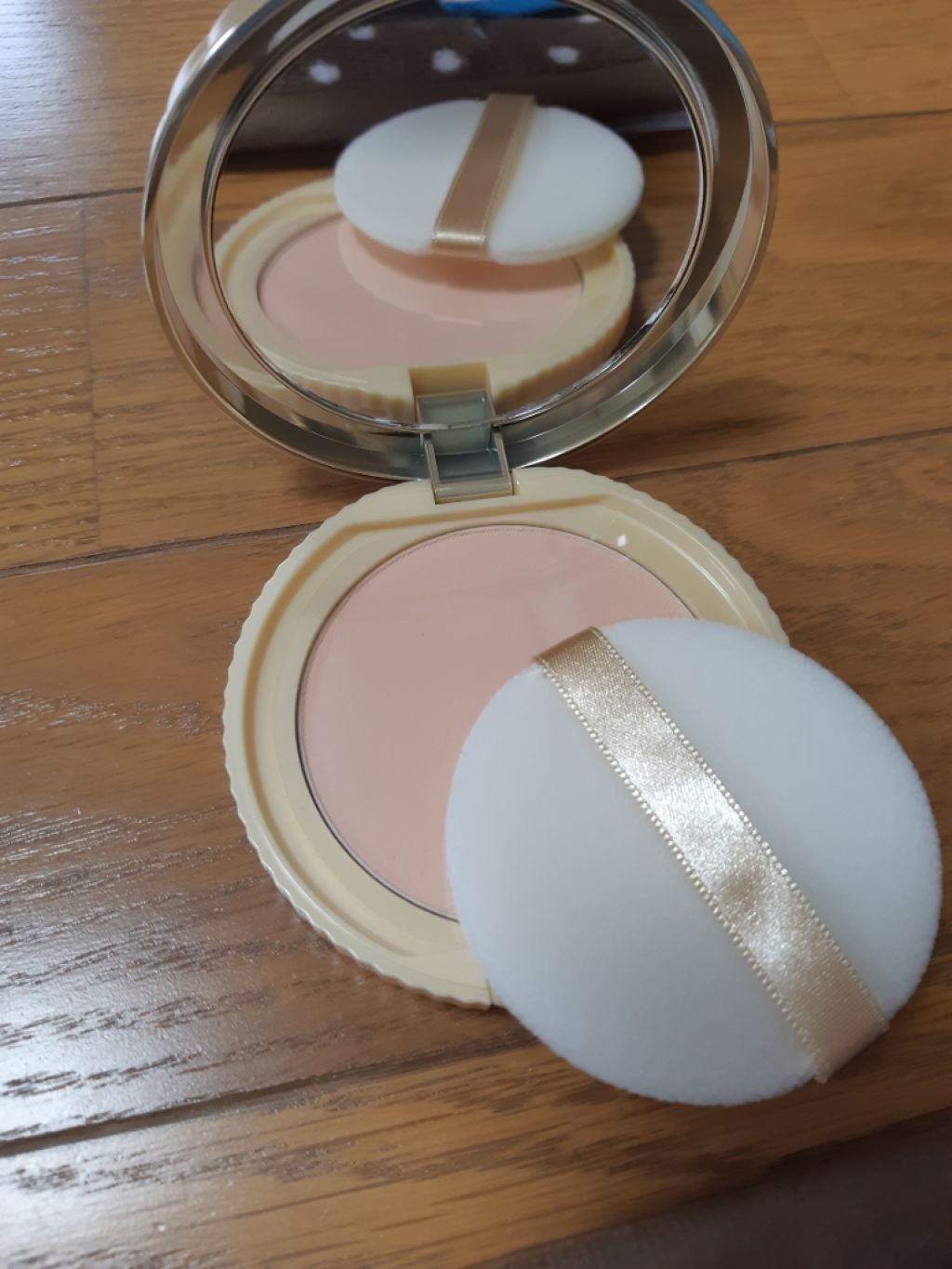 【旧品】マシュマロフィニッシュパウダー/キャンメイク/プレストパウダーを使ったクチコミ(2枚目)