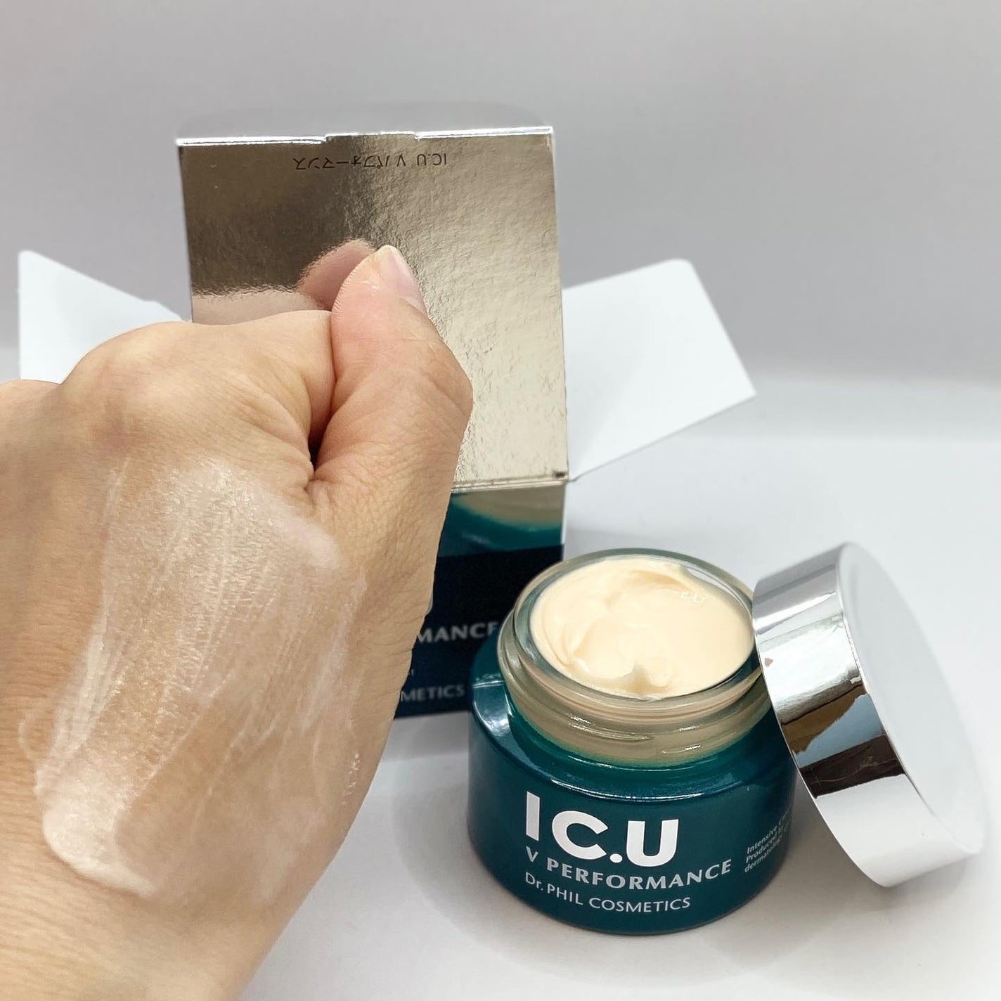 フイルナチュラント IC.U V パフォーマンス/IC.U/フェイスクリームを使ったクチコミ(4枚目)