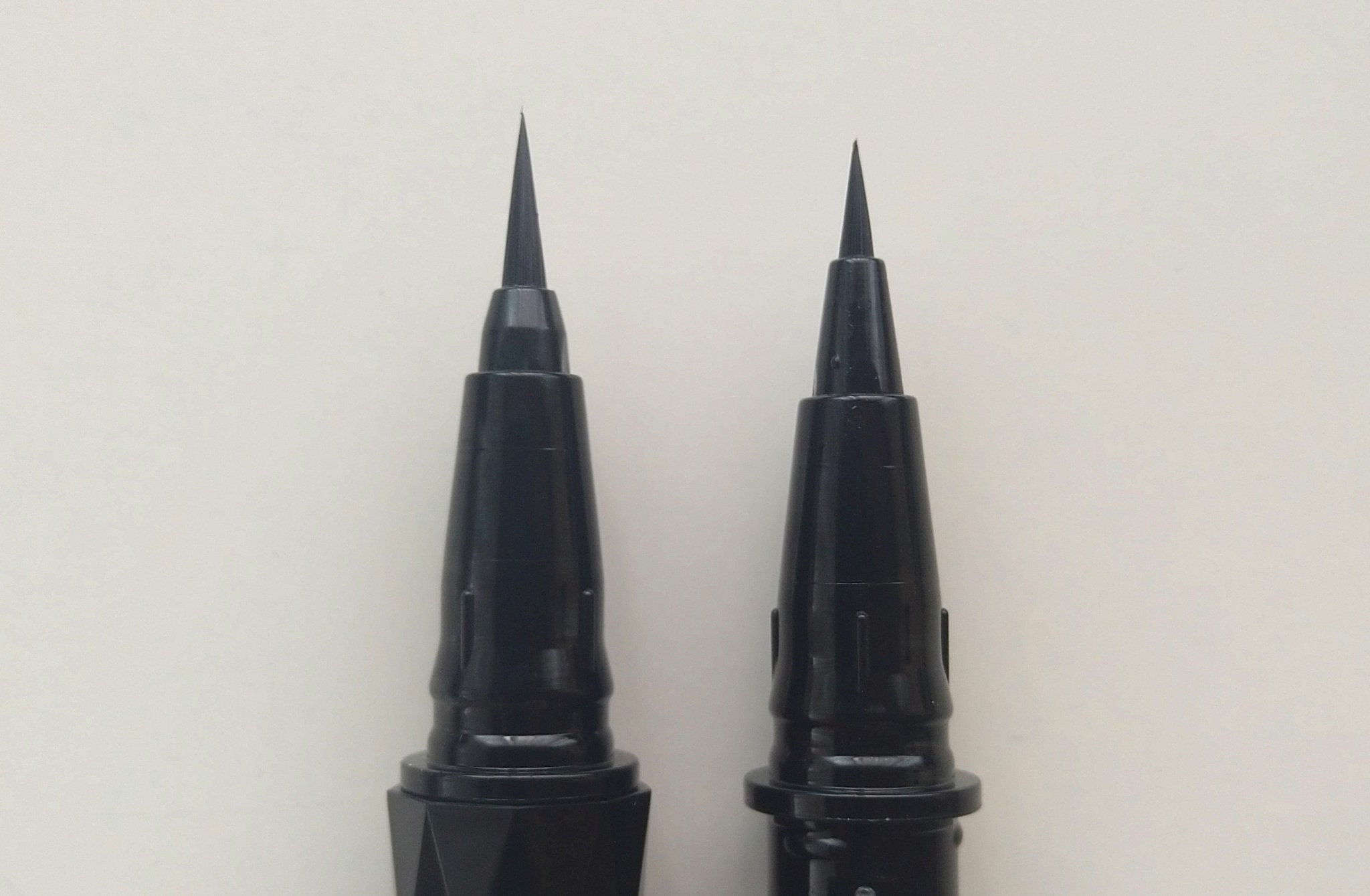 スーパーシャープライナーEX4.0 GY-1 ダークグレージュ(ショート筆)レフィル(一部店舗・WEB限定)/KATE/リキッドアイライナーを使ったクチコミ（3枚目）