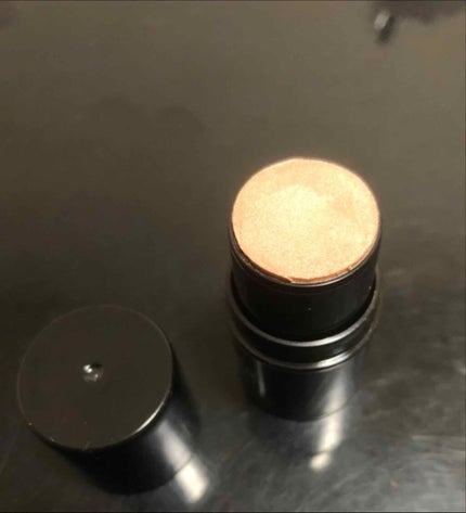 UR GLAM FACE GLOSS STICK/U R GLAM/ジェル・クリームチークを使ったクチコミ(2枚目)