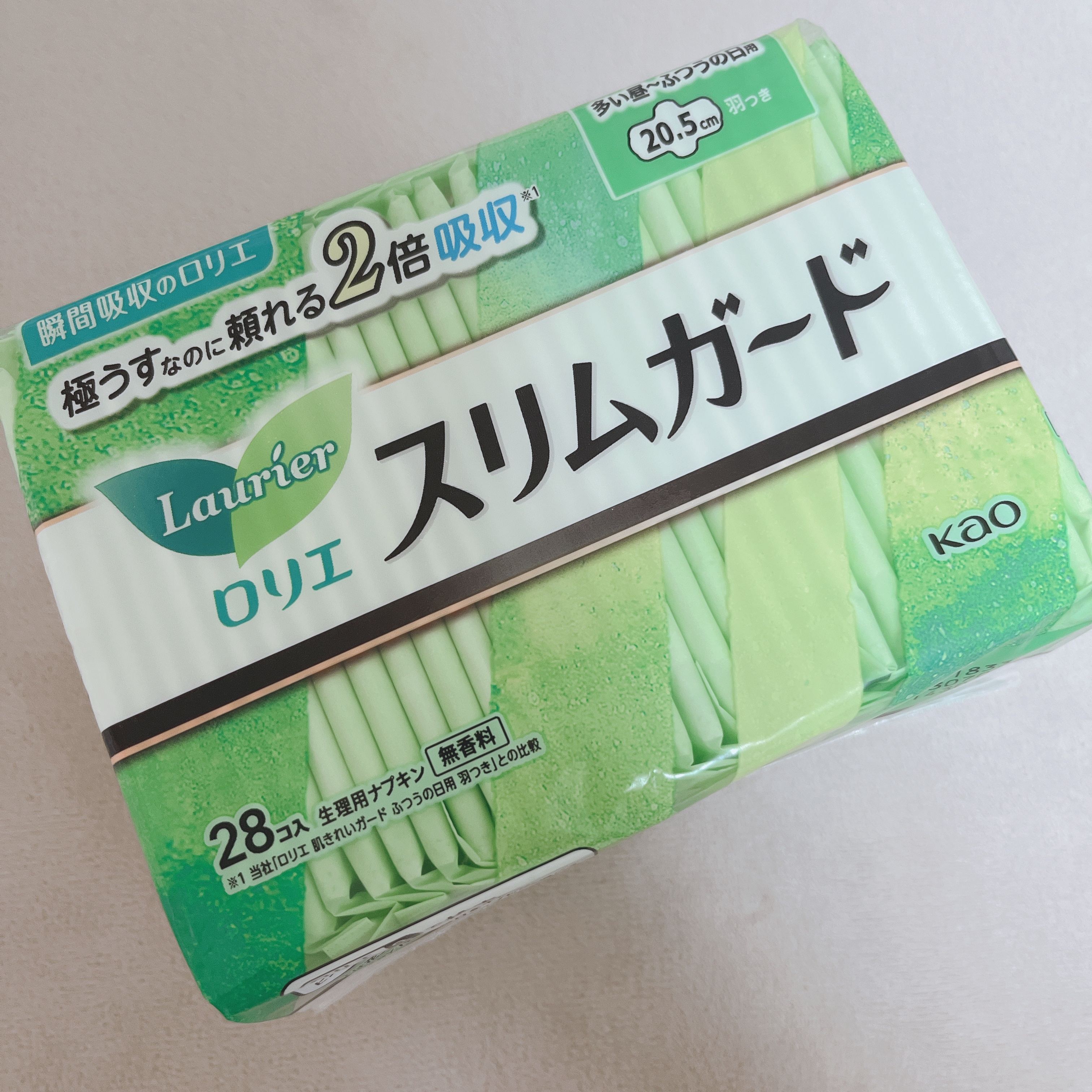 ロリエ スリムガード（多い昼～ふつうの日用羽つき ２８コ入）のクチコミ「ロリエ　スリムガード　多い昼～ふつうの日用羽つき ２８コ入　 #提供 

大きさ　20.5㎝
.....」（2枚目）